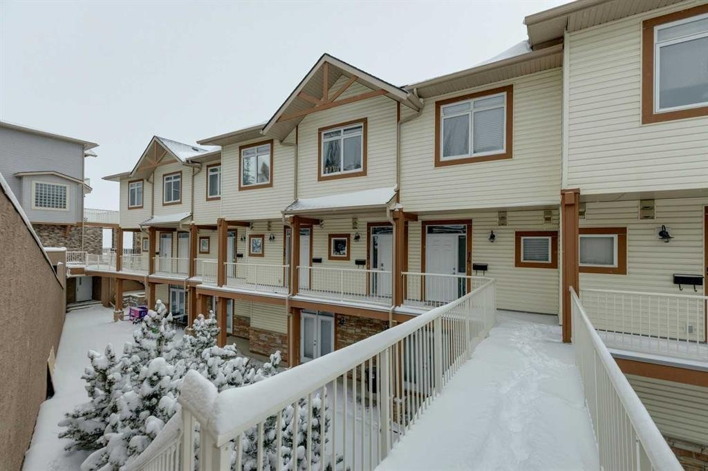 14-133 Rockyledge View Nw, Calgary, AB - Outdoor