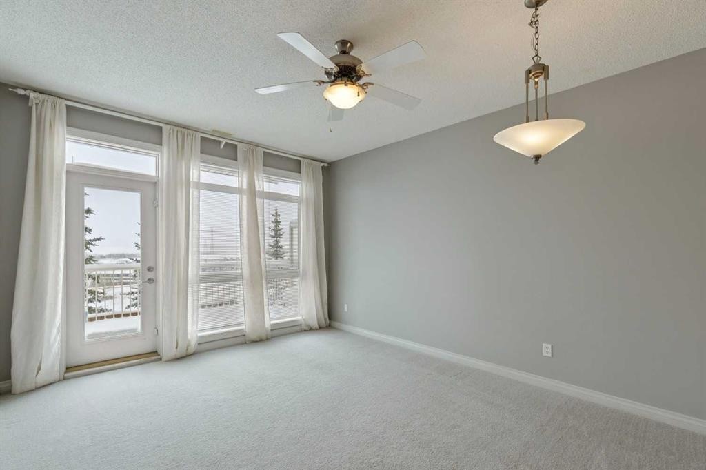 14-133 Rockyledge View Nw, Calgary, AB - Indoor Photo Showing Other Room