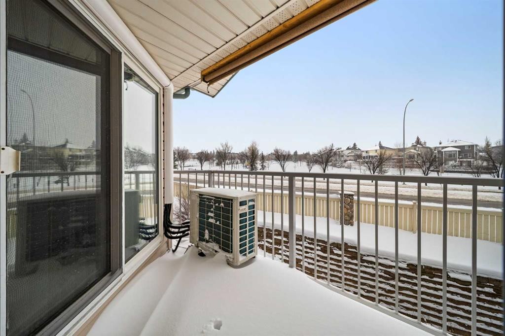 310-11 Somervale View Sw, Calgary, AB - Outdoor