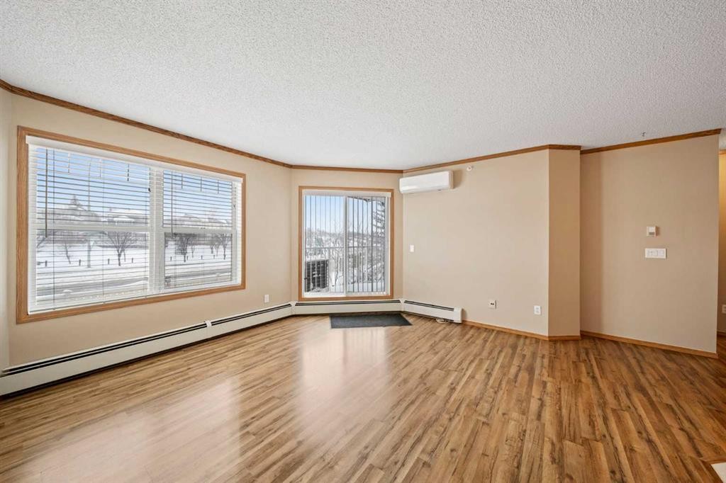 310-11 Somervale View Sw, Calgary, AB - Indoor Photo Showing Other Room