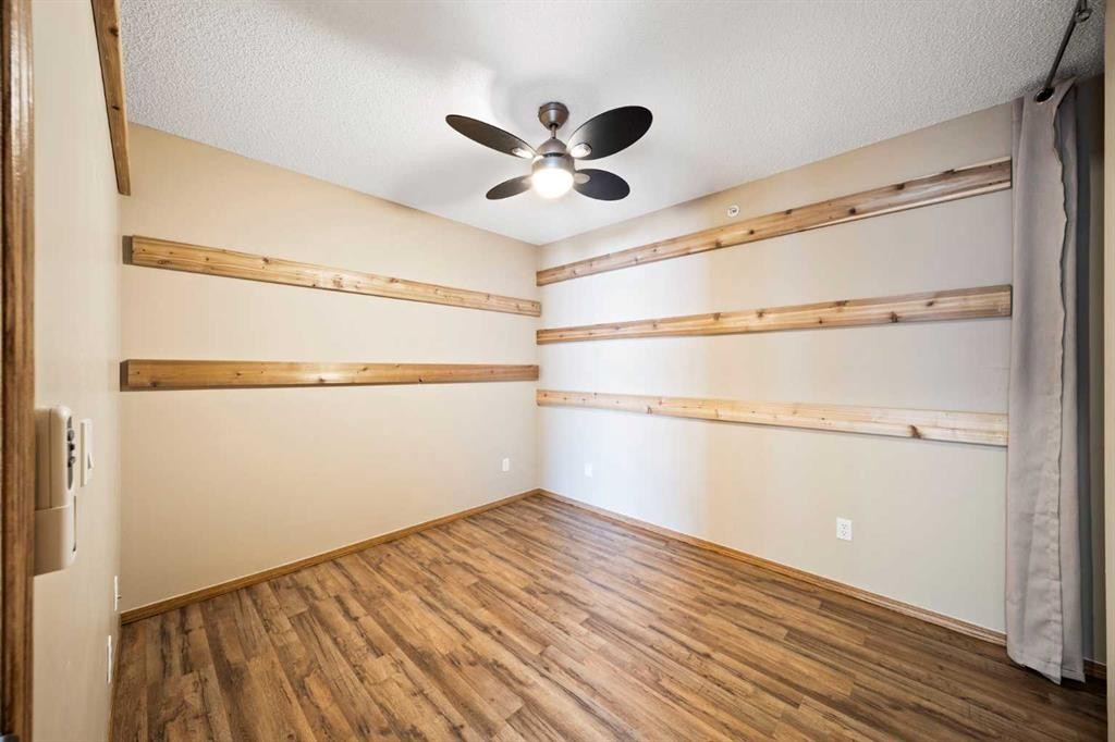 310-11 Somervale View Sw, Calgary, AB - Indoor Photo Showing Other Room