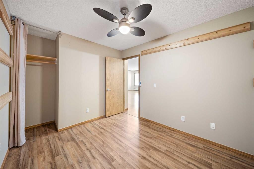 310-11 Somervale View Sw, Calgary, AB - Indoor Photo Showing Other Room