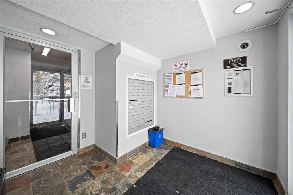 310-11 Somervale View Sw, Calgary, AB - Indoor Photo Showing Other Room
