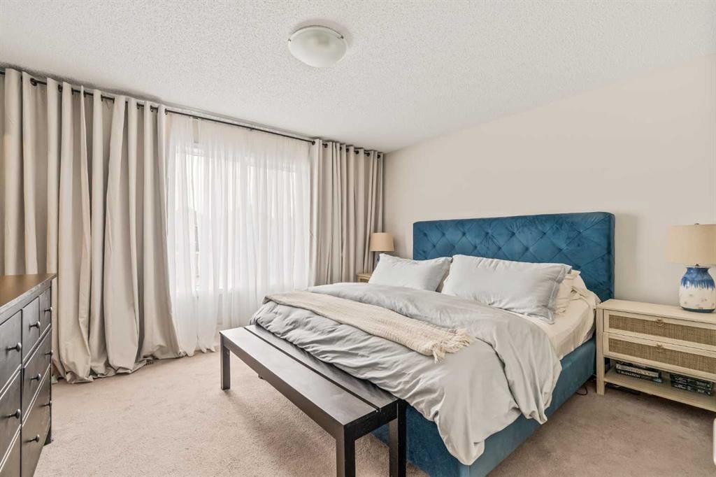 123 Magnolia Square Se, Calgary, AB