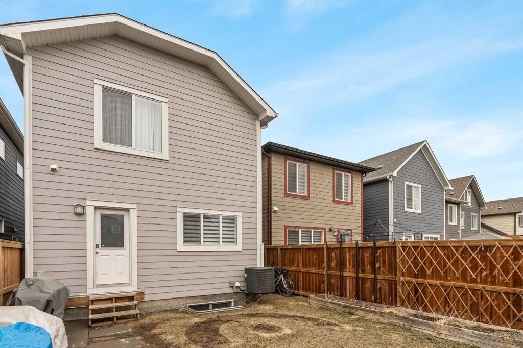 123 Magnolia Square Se, Calgary, AB