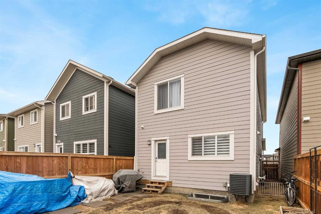 123 Magnolia Square Se, Calgary, AB
