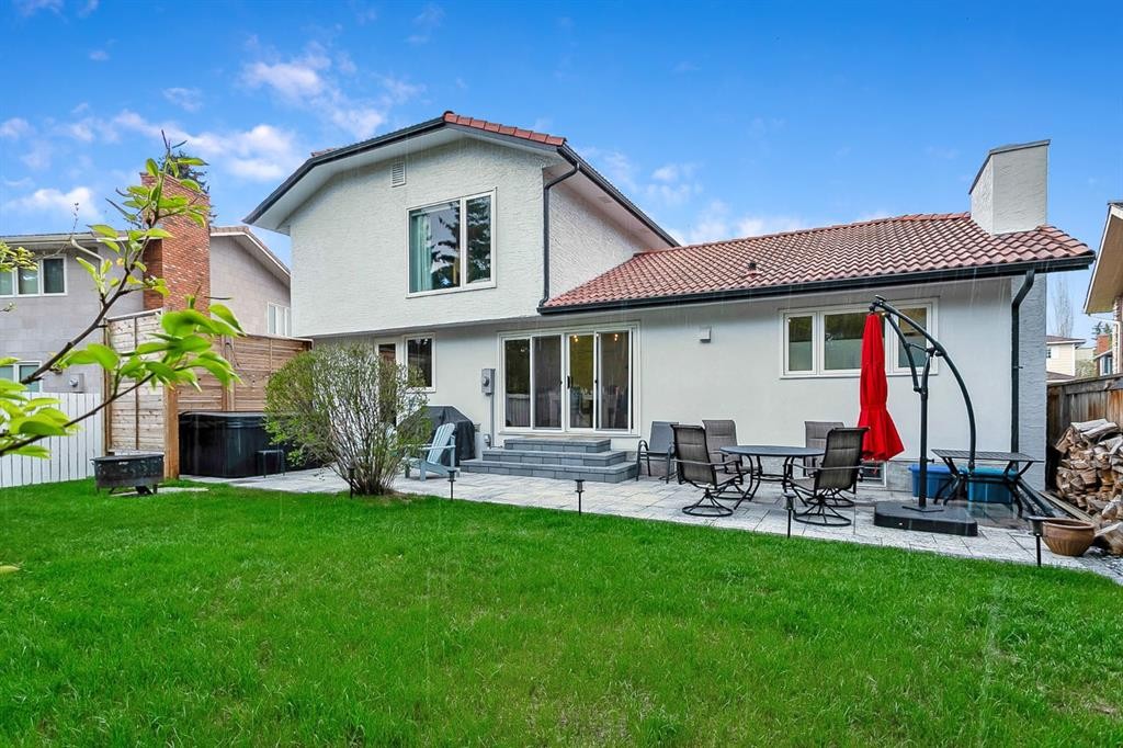 75 Woodacres Crescent Sw, Calgary, AB - Outdoor With Deck Patio Veranda