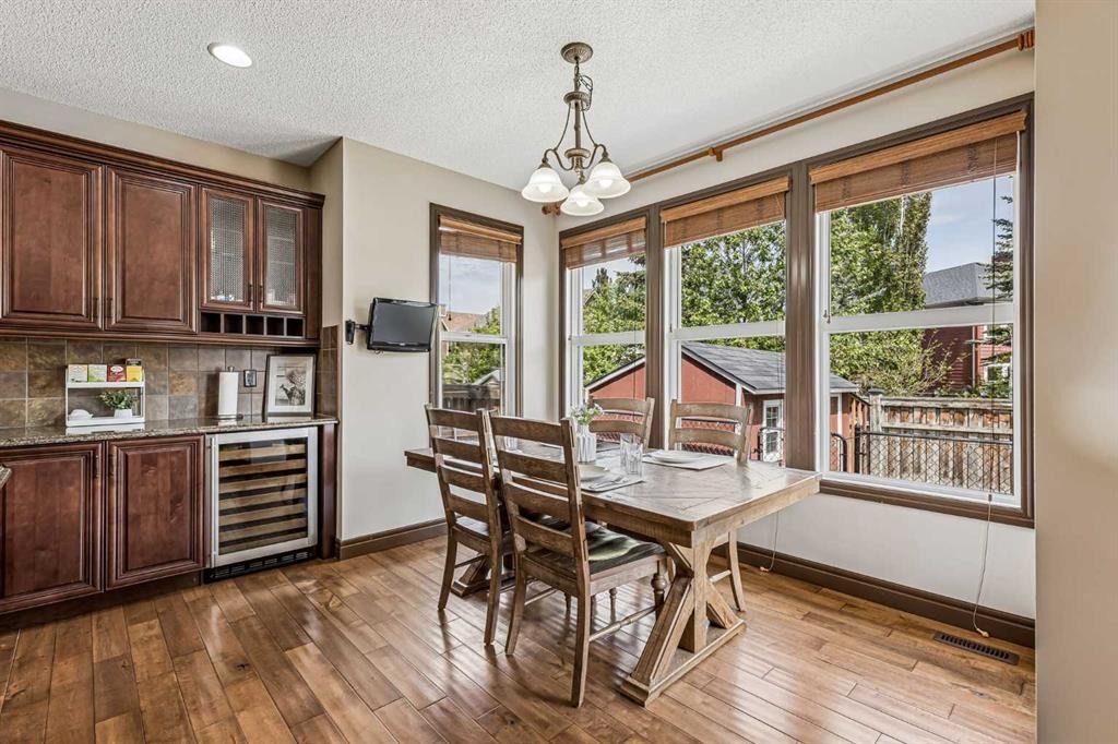 12 Mahogany Heath Se, Calgary, AB - Indoor