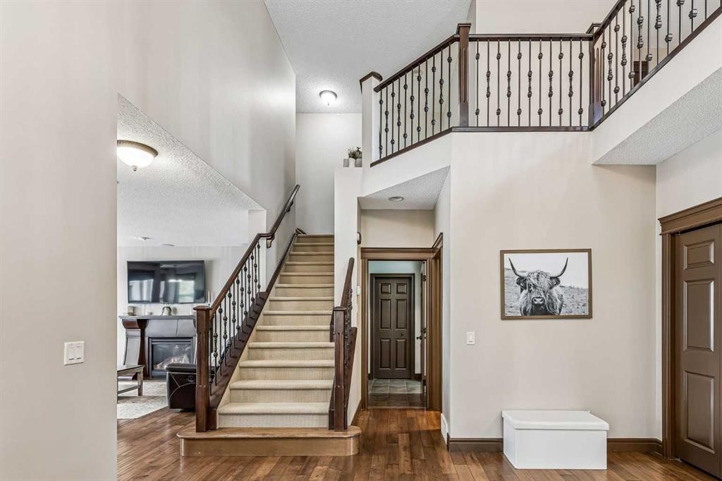 12 Mahogany Heath Se, Calgary, AB - Indoor Photo Showing Other Room