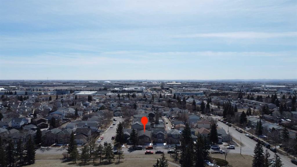 15 Erin Green Way Se, Calgary, AB - Outdoor With View