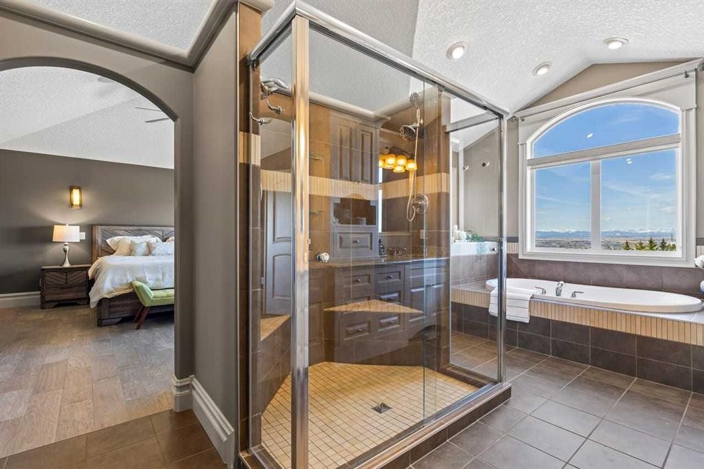 7 Royal Ridge Terrace Nw, Calgary, AB - Indoor Photo Showing Bathroom
