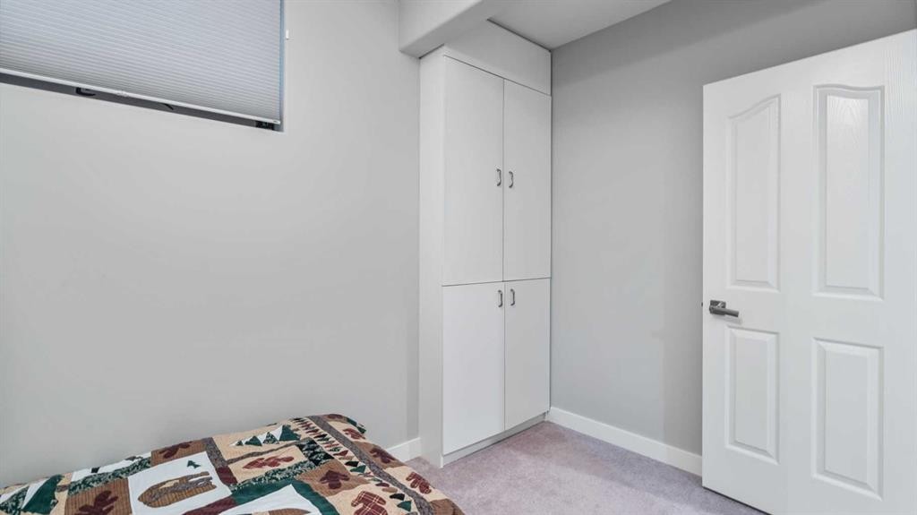 39 Mt Douglas Point Se, Calgary, AB - Indoor