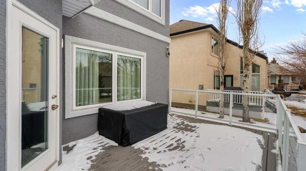 39 Mt Douglas Point Se, Calgary, AB - Outdoor With Deck Patio Veranda With Exterior