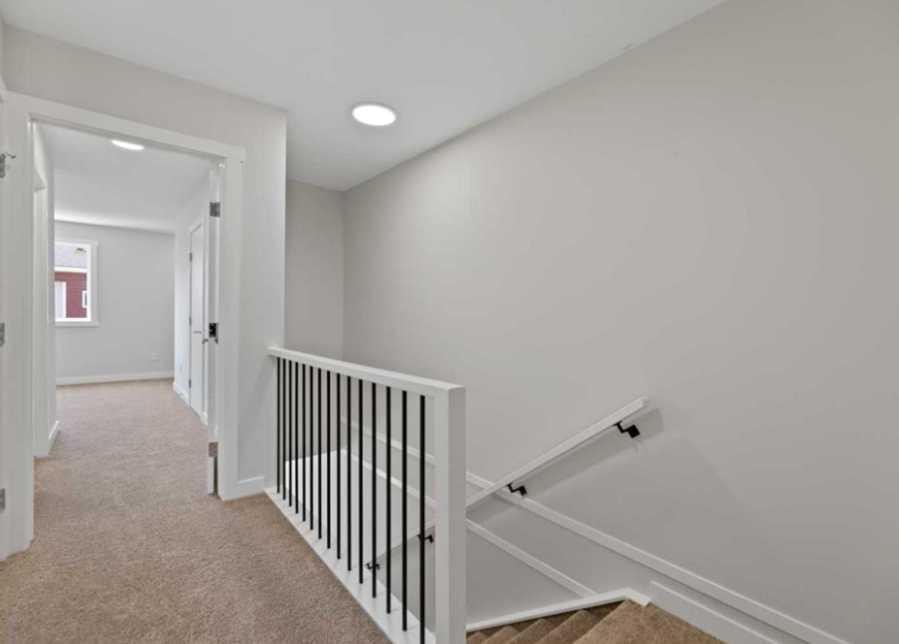 314-52 Red Sky Villas Ne, Calgary, AB - Indoor Photo Showing Other Room