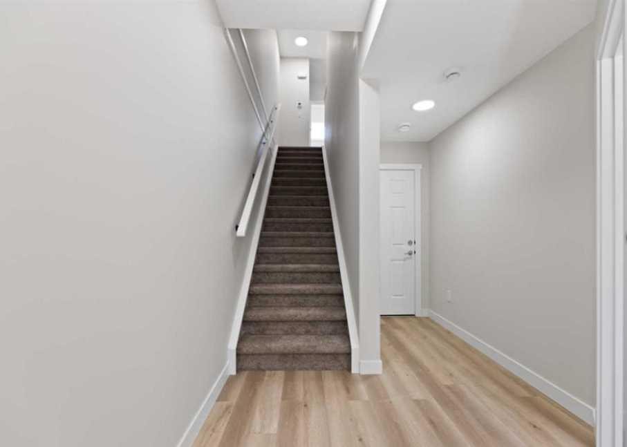 314-52 Red Sky Villas Ne, Calgary, AB - Indoor Photo Showing Other Room