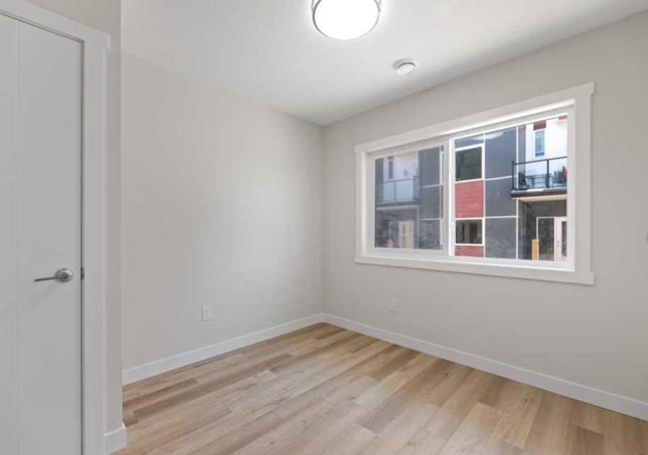 314-52 Red Sky Villas Ne, Calgary, AB - Indoor Photo Showing Other Room