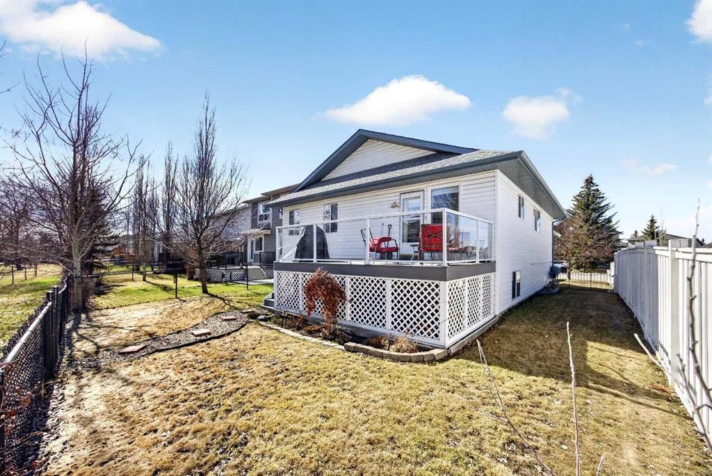 110 Citadel Crest Circle Nw, Calgary, AB - Outdoor With Deck Patio Veranda