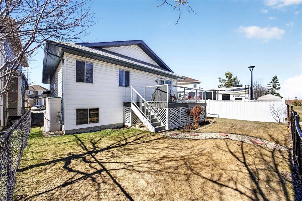 110 Citadel Crest Circle Nw, Calgary, AB - Outdoor