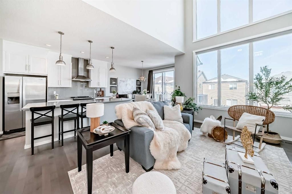 64 Nolancrest Manor Nw, Calgary, AB - Indoor Photo Showing Kitchen With Stainless Steel Kitchen With Upgraded Kitchen
