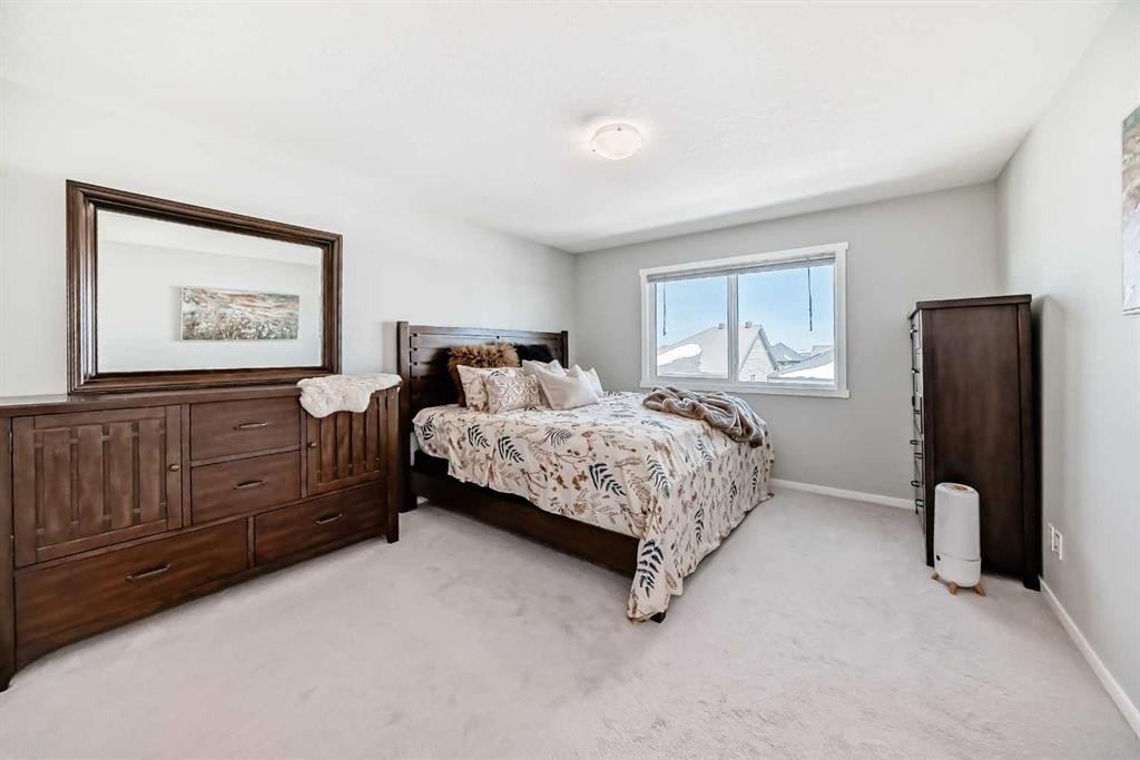 64 Nolancrest Manor Nw, Calgary, AB - Indoor Photo Showing Bedroom