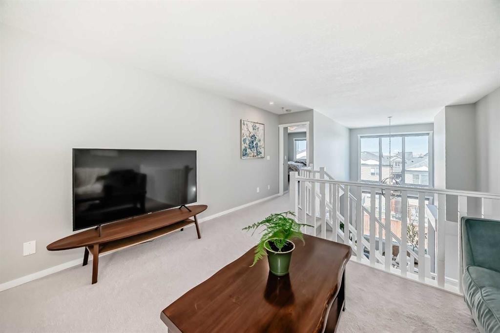 64 Nolancrest Manor Nw, Calgary, AB - Indoor Photo Showing Other Room