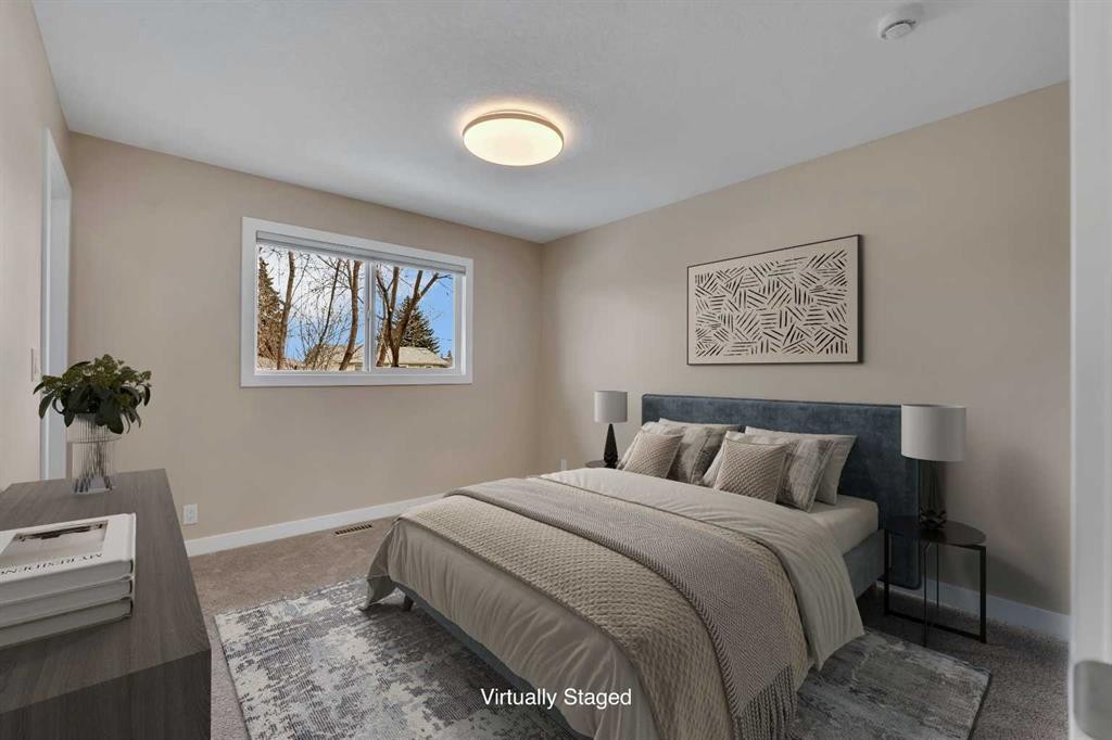 221 Madeira Crescent Ne, Calgary, AB - Indoor Photo Showing Bedroom