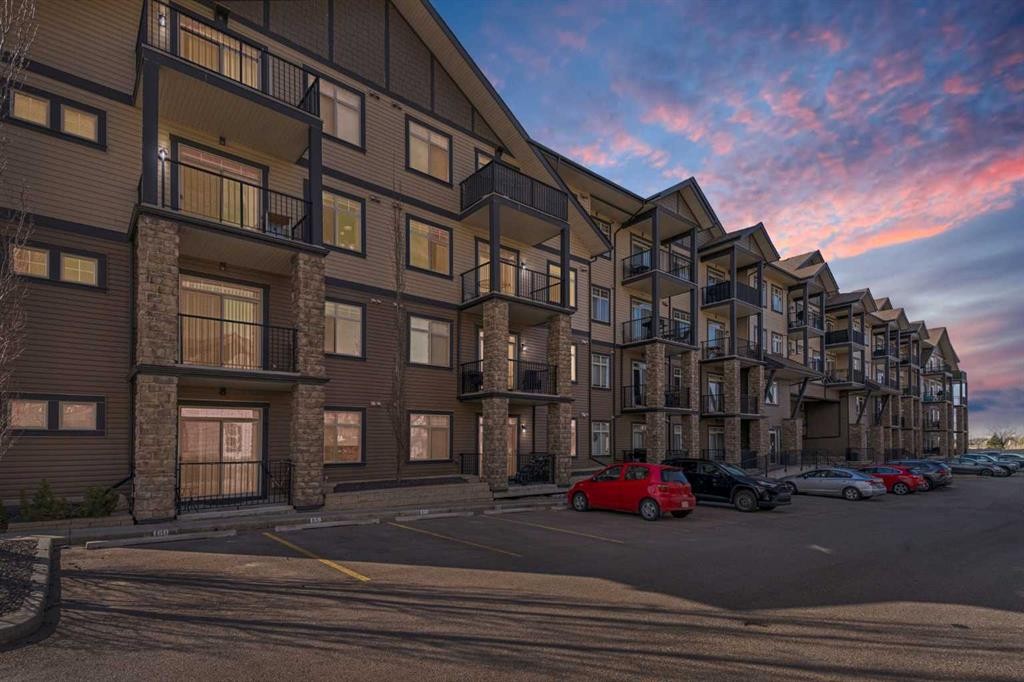 116-117 Copperpond Common Se, Calgary, AB - Outdoor With Facade