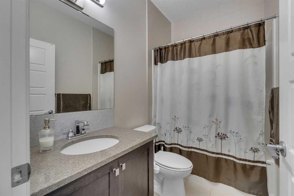 28 Saddlelake Common Ne, Calgary, AB - Indoor Photo Showing Bathroom