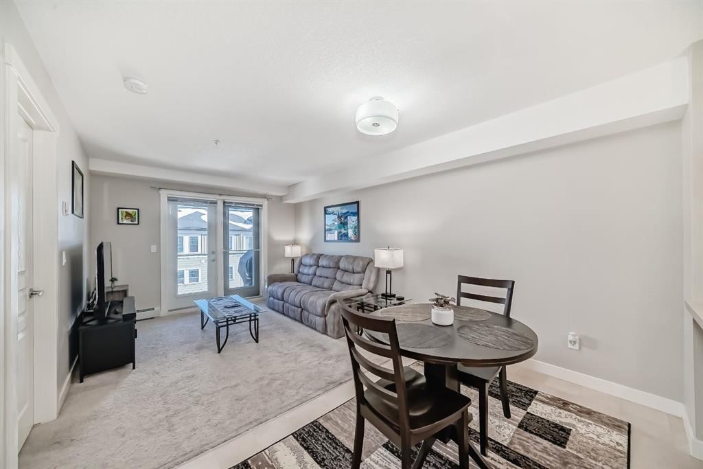 313-2300 Evanston Square Nw, Calgary, AB - Indoor