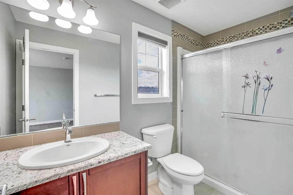 5 Red Embers Row Ne, Calgary, AB - Indoor Photo Showing Bathroom