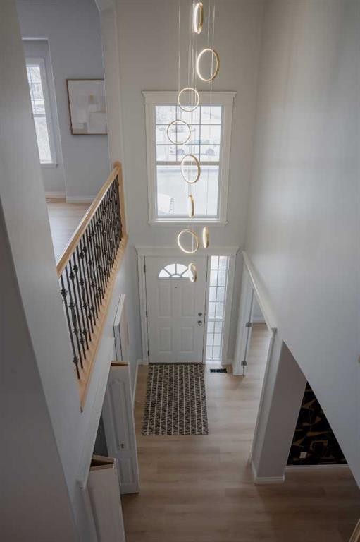 3 Strathridge Bay Sw, Calgary, AB - Indoor Photo Showing Other Room