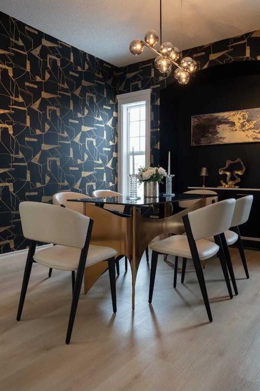3 Strathridge Bay Sw, Calgary, AB - Indoor Photo Showing Dining Room