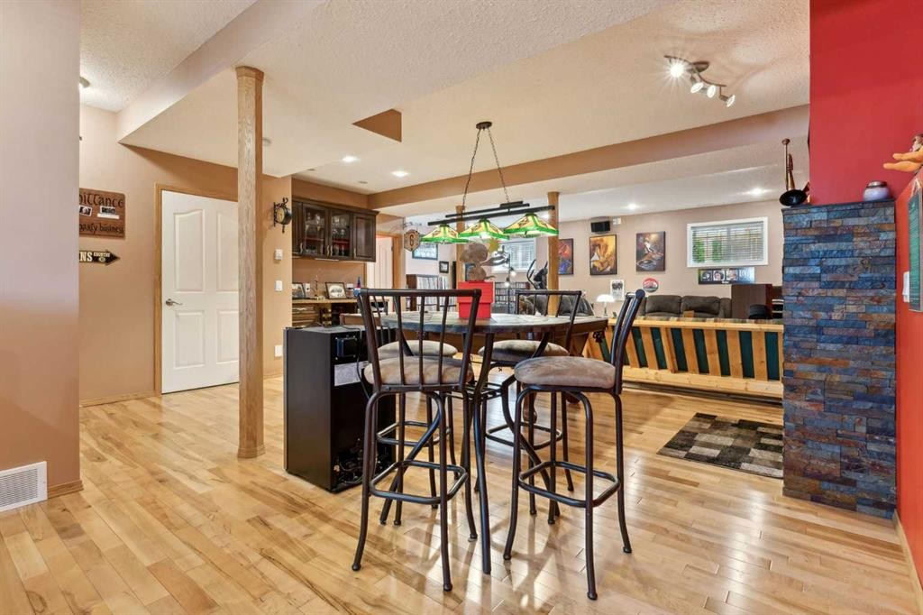 21 Citadel Crest Circle Nw, Calgary, AB - Indoor