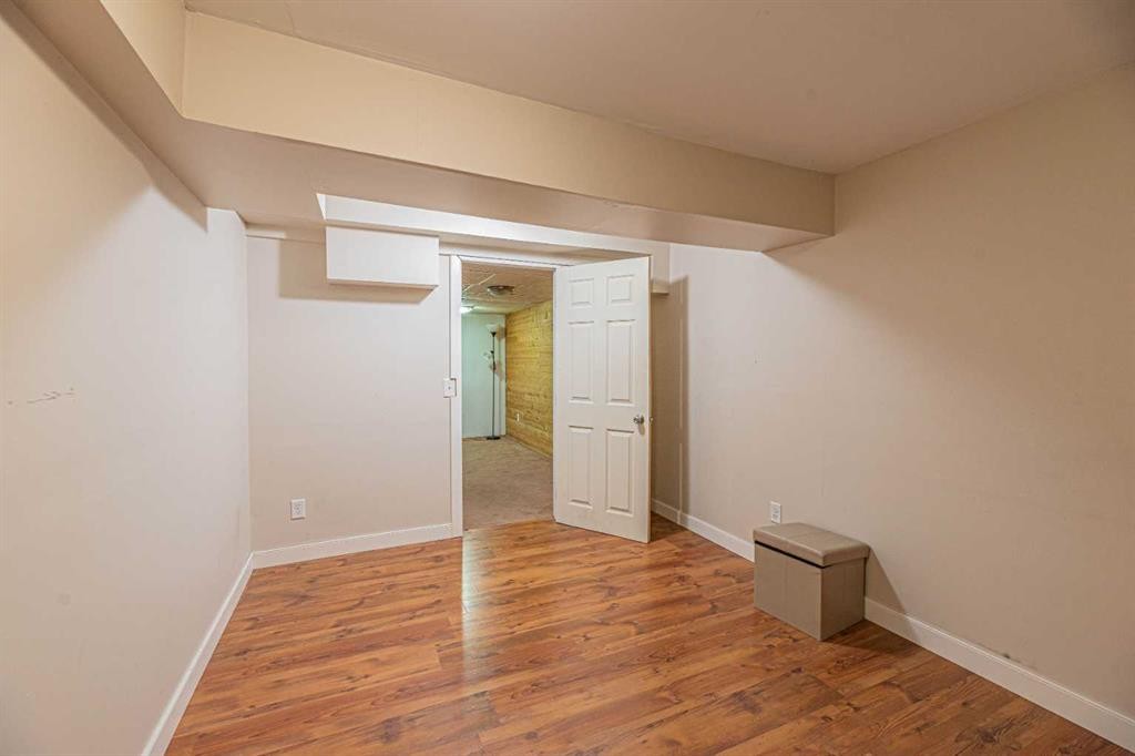 64 Castledale Crescent Ne, Calgary, AB - Indoor Photo Showing Other Room