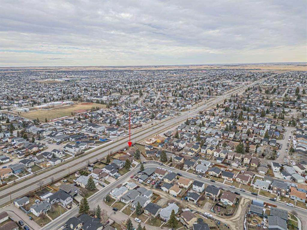 64 Castledale Crescent Ne, Calgary, AB - Outdoor With View