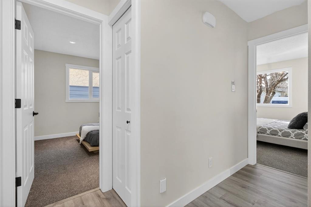 203 Lynnover Place Se, Calgary, AB - Indoor Photo Showing Other Room