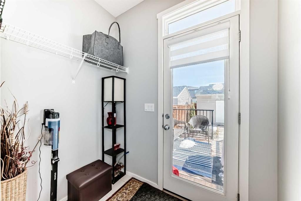 462 Walgrove Way Se, Calgary, AB - Indoor Photo Showing Other Room