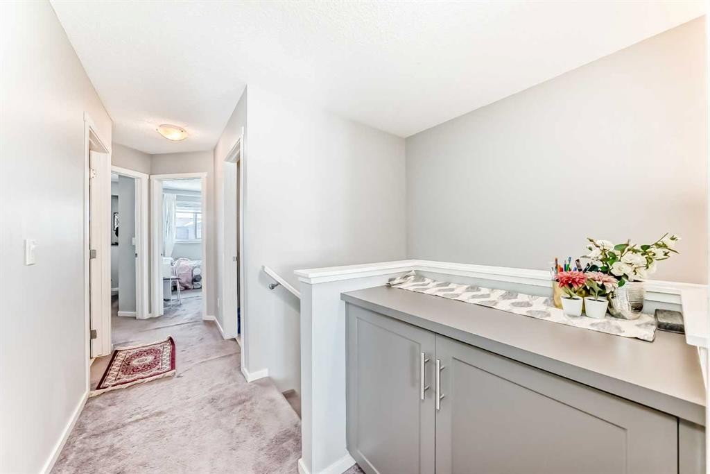 462 Walgrove Way Se, Calgary, AB - Indoor