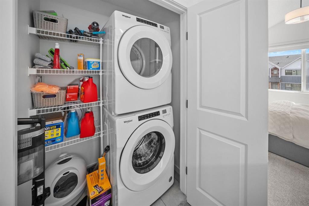 21 Sage Hill Path Nw, Calgary, AB - Indoor Photo Showing Laundry Room