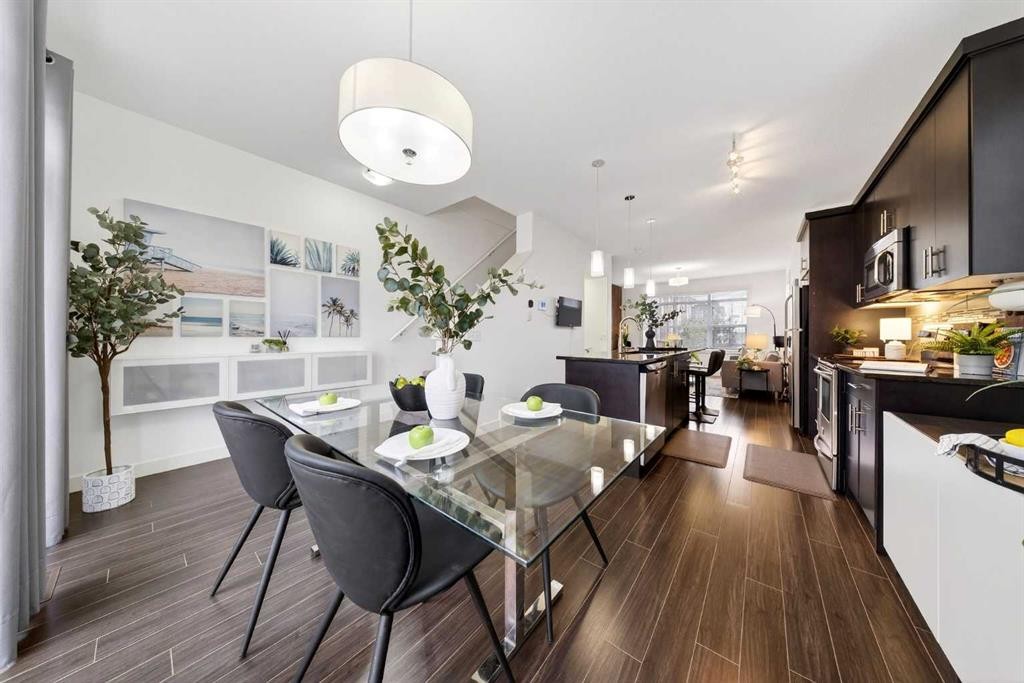 404 Redstone View Ne, Calgary, AB - Indoor