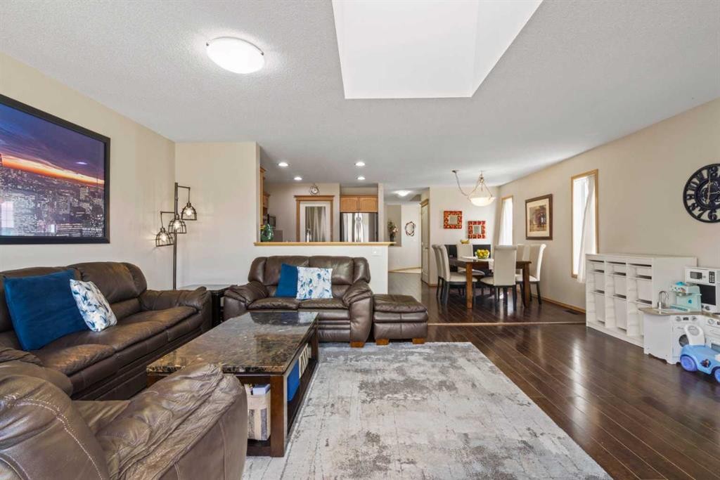 10 Taralea Bay Ne, Calgary, AB