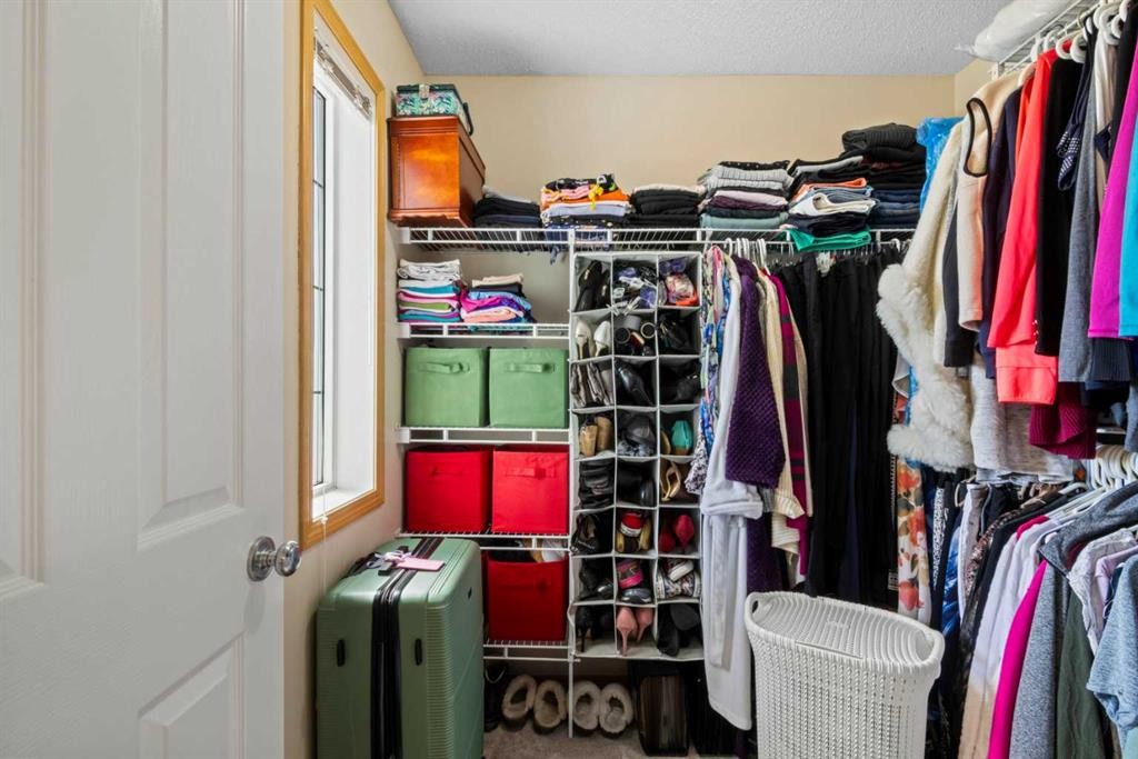 10 Taralea Bay Ne, Calgary, AB