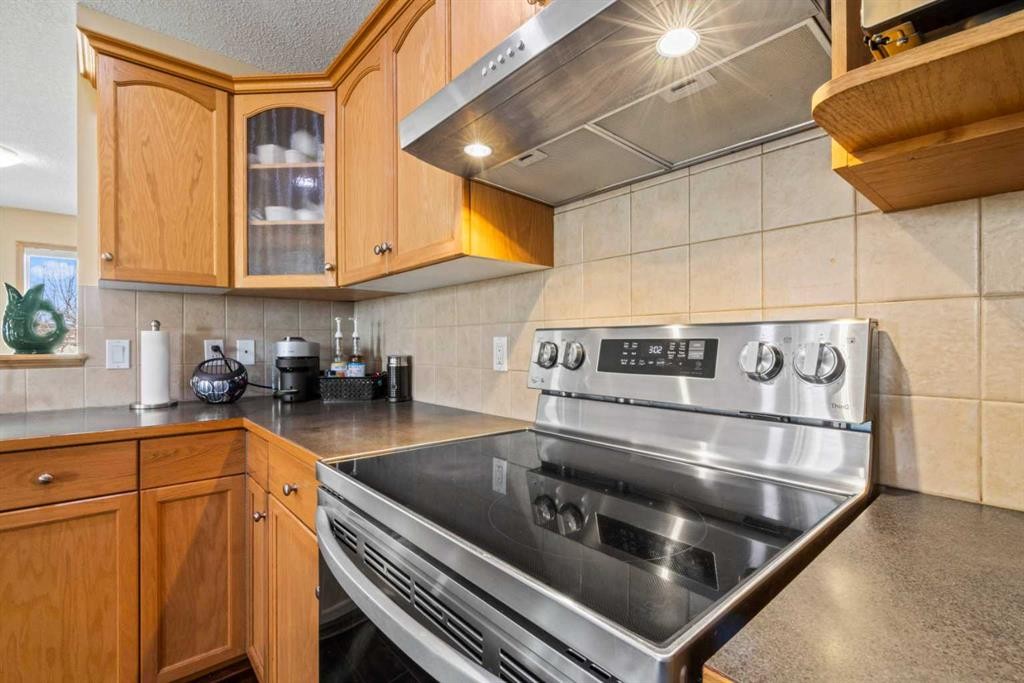 10 Taralea Bay Ne, Calgary, AB