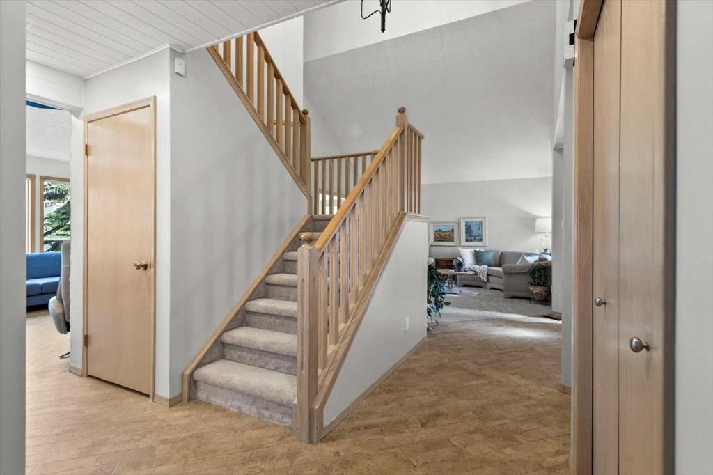 75 Hawkside Close Nw, Calgary, AB - Indoor Photo Showing Other Room