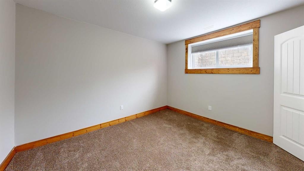 114039 Range Road 221, Rural Lethbridge County, AB - Indoor Photo Showing Other Room