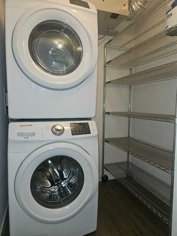 217-30 Walgrove Walk Se, Calgary, AB - Indoor Photo Showing Laundry Room