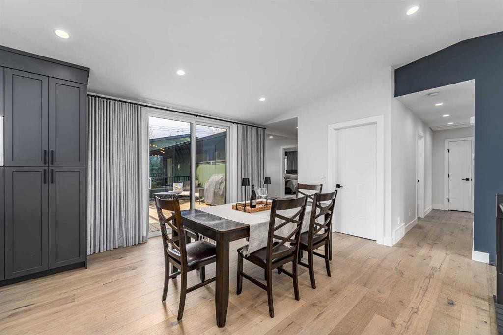 2328 58 Avenue Sw, Calgary, AB - Indoor Photo Showing Dining Room
