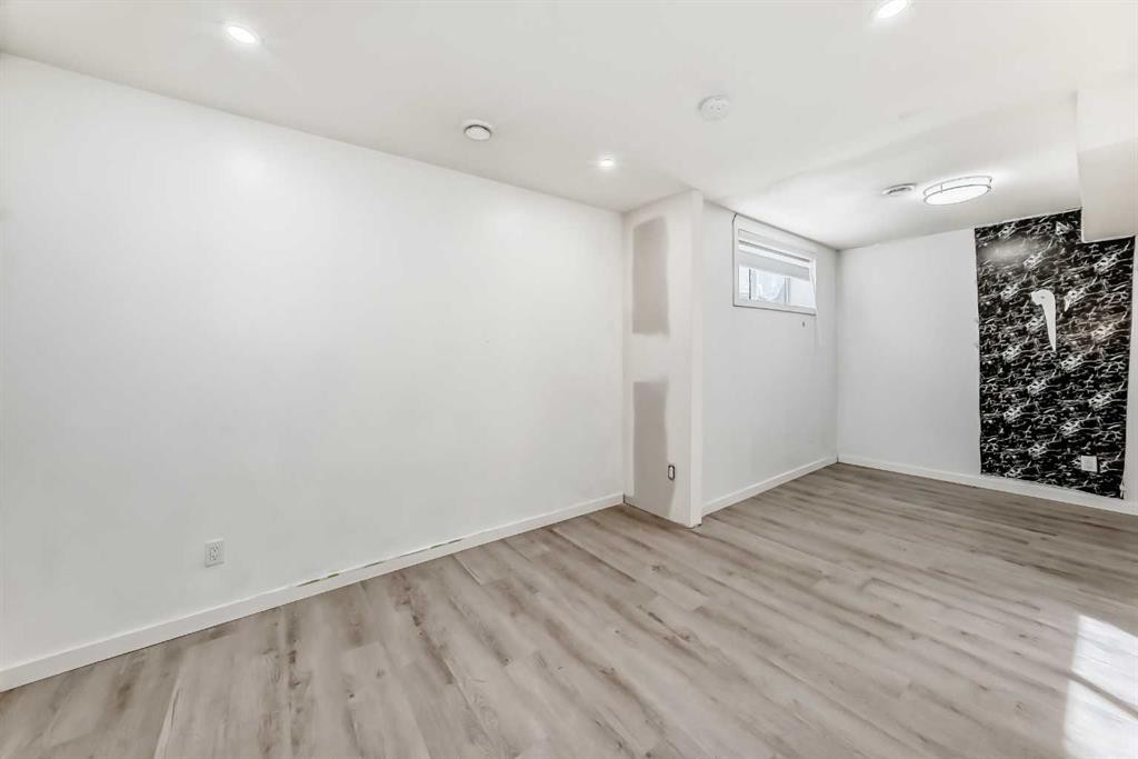 636 Skyview Ranch Grove Ne, Calgary, AB - Indoor Photo Showing Other Room