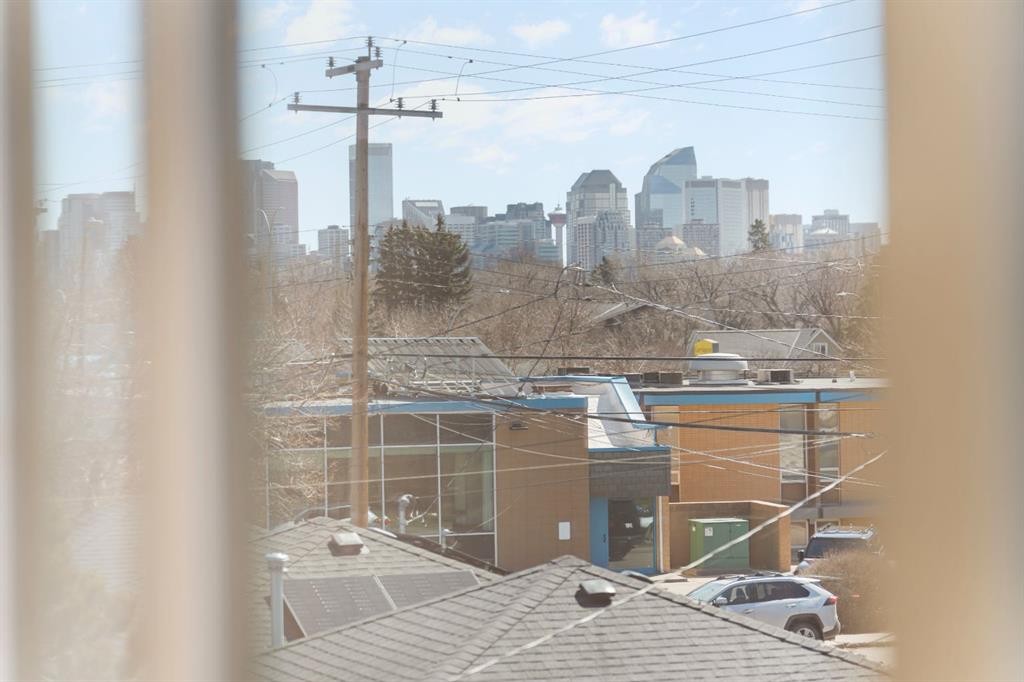 2613 6 Avenue Nw, Calgary, AB - Indoor