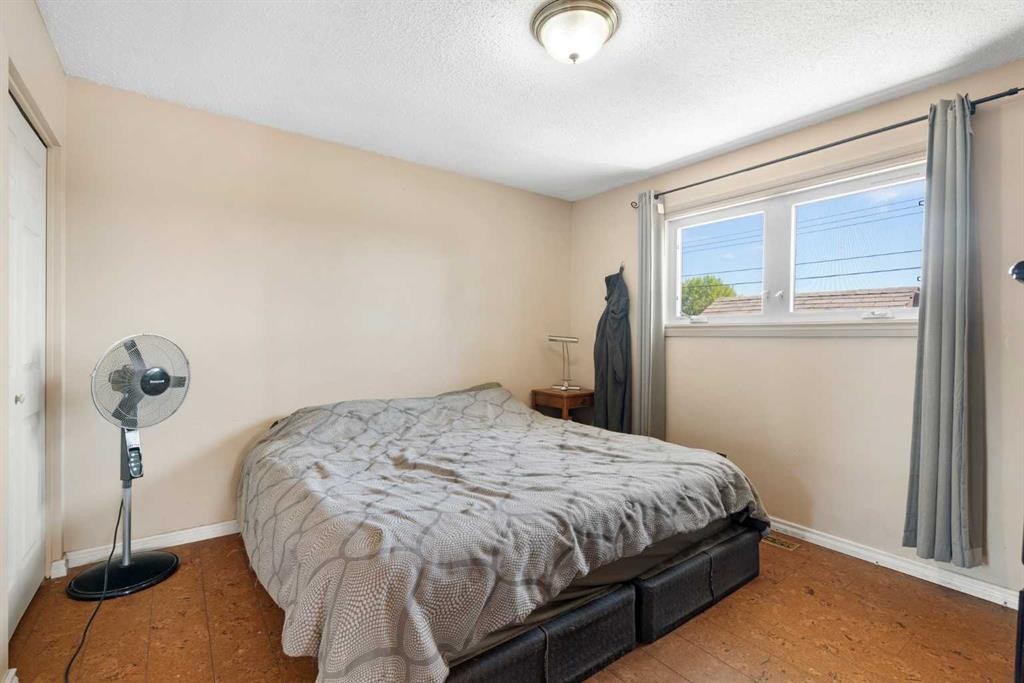 4609 Marcombe Way Ne, Calgary, AB - Indoor Photo Showing Bedroom